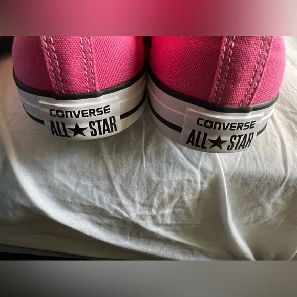 Converse All Star Chuck Taylor Hot Pink 💞Low Top Sneakers Womens 11.5 Mens 9.5 - Picture 10 of 16